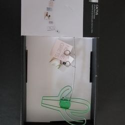 Cactus Photo and Memo Holder