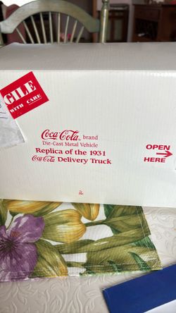 1931 Replica Of The Coca-Cola Delivery Truck By Danbury Mint
