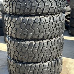 35x12.50r17