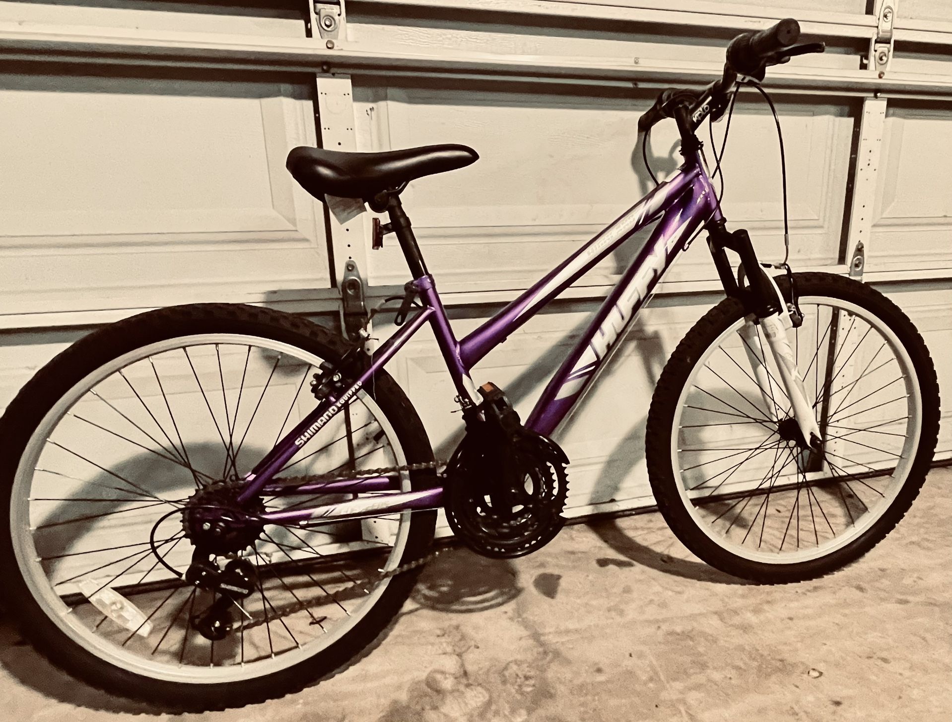 15” Huffy  Highland  Hybrid Comfort Bike 