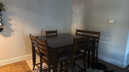 Dining room table