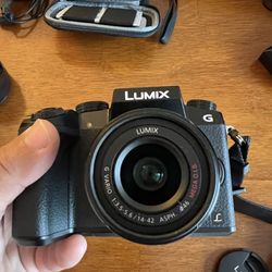 LUMIX G7 Bundle (Link To Bundle In Description)