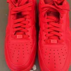 🔴 ALL-RED NIKE AIR FORCE 1 – WORN ONCE