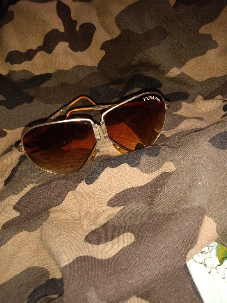Vintage Ferrari Foldable Sunglasses