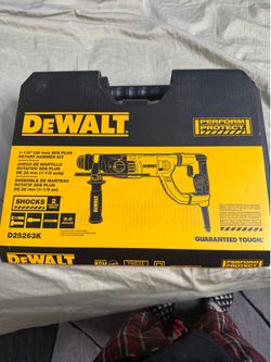 Dewalt corded sds plus rotary hammer kit drill