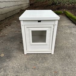 Small Dog House 
