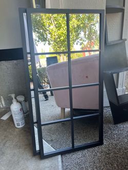 Set of 2 mirrors