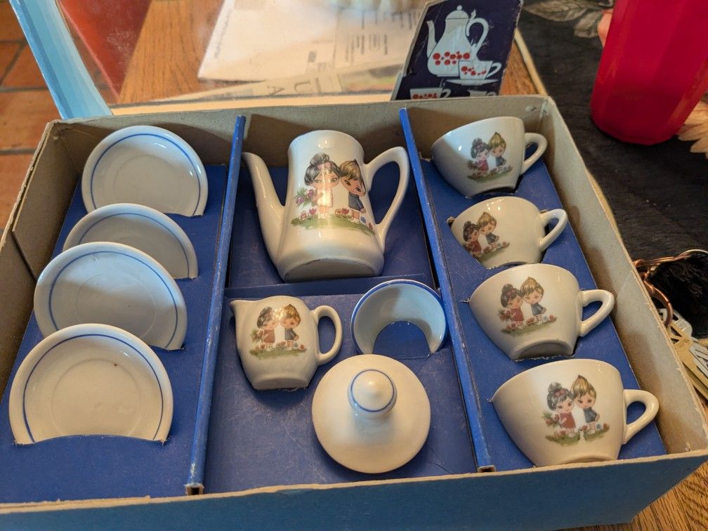 Vintage 1970s Retro Childs China Tea Set Made In Germany GDR