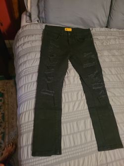 Mens 32 x 30 distressed jean