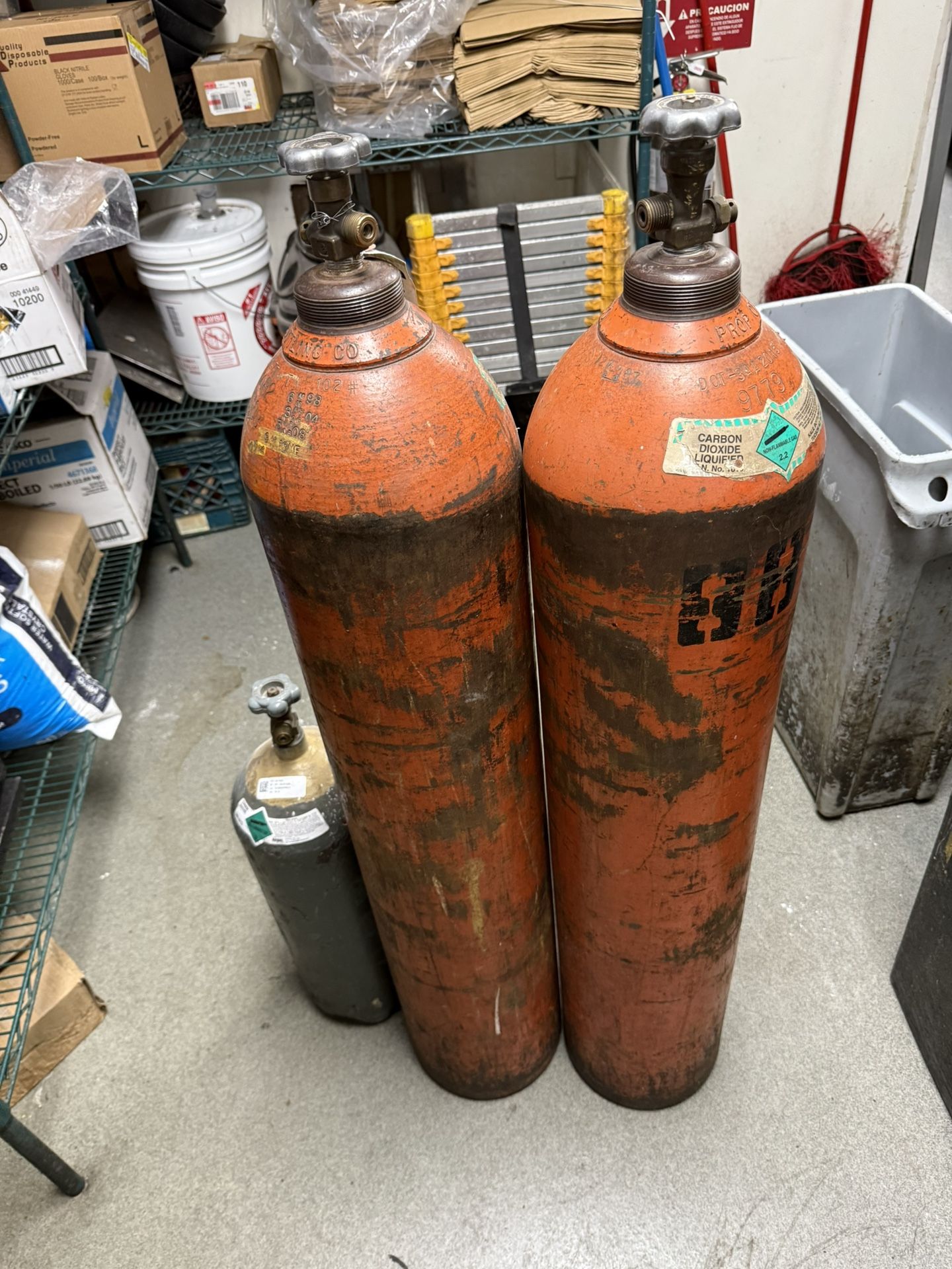 CO2 Tanks