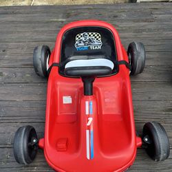 6V Electric Go-Kart for Kids – Electric Ride-On Toy with Lights, MP3 Input, Remote Control, and Seat