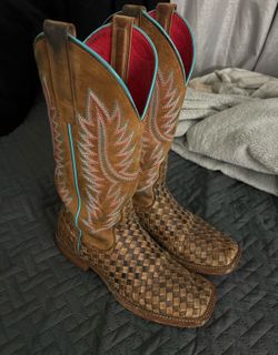 Women boots