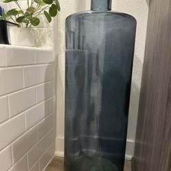 Bayberry Lane Large Spanish Vase 30”