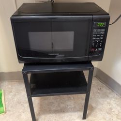 Microwave 700 Watts