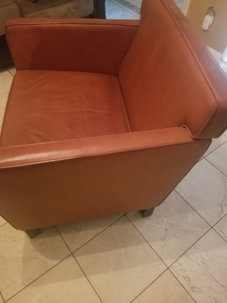 Leather armchair” Sillón De Piel