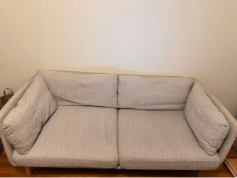 Crate & Barrel Wells Apartment Sofa