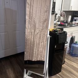 Mirror Stand With Jewelry Organizer 