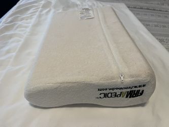 Contour Legacy Leg Pillow for Sale in Las Vegas, NV - OfferUp