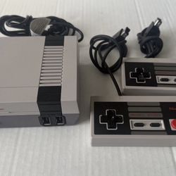 Authentic Nintendo NES Classic Edition Mini Console w/ 2 Controllers 30 Pre Installed Game