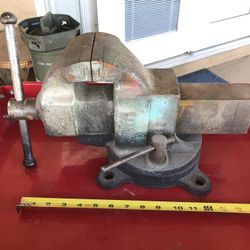 Big Morgan 4” Bench Vise 