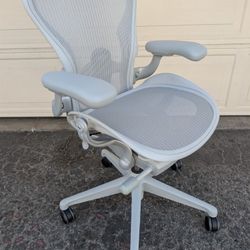 Herman Miller Aeron Remastered Size A Ergonomic Office Desk Task Chair