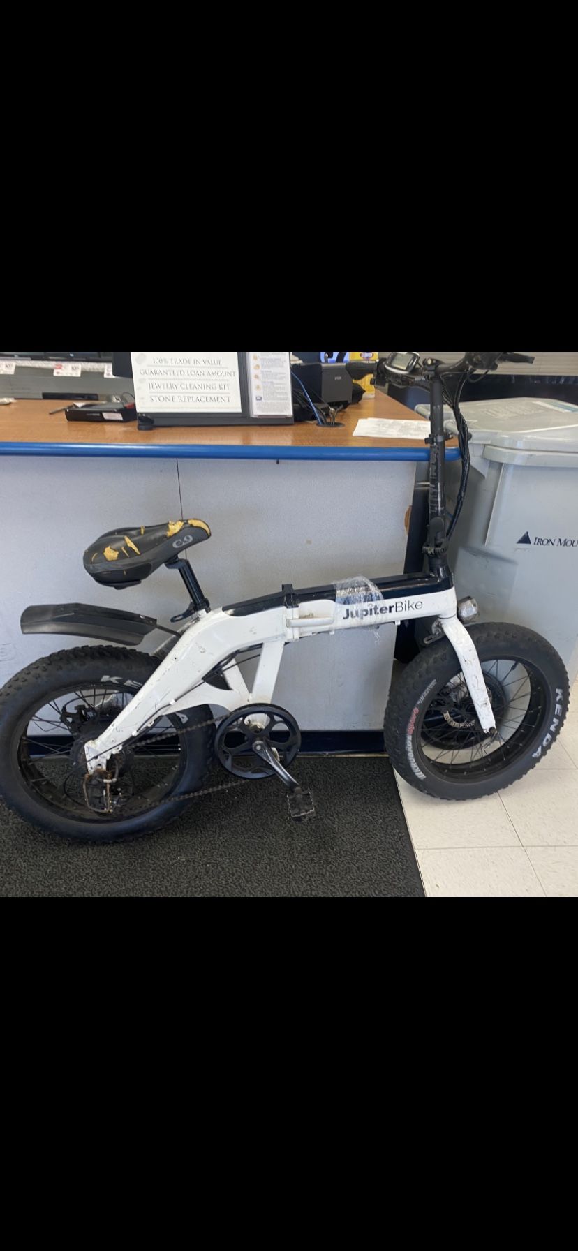 2 E-bikes For 1050. Santa Monica And A Jupiter