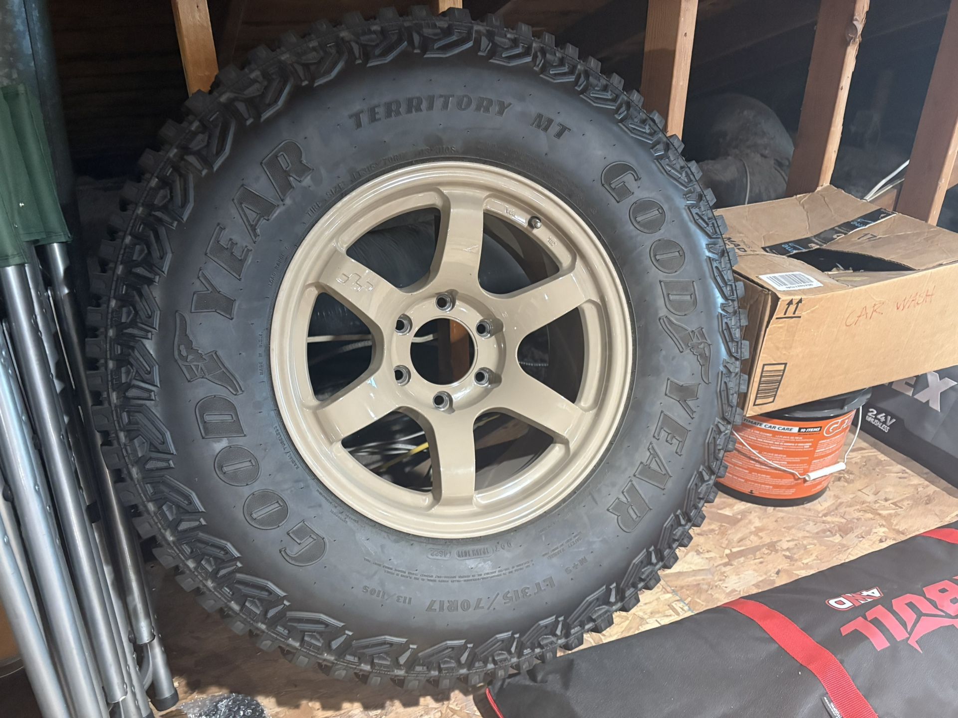 Brand New Spare 315/70-17 17x8.5 -10 6x5.5 6x139.7