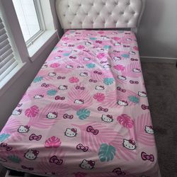 Twin Size Princess Bed With Led Lights