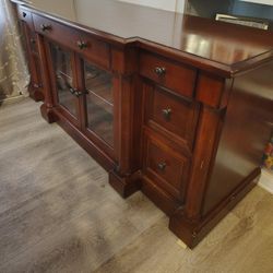 Free. Tv Stand. Gratis Mueble Para La Tele