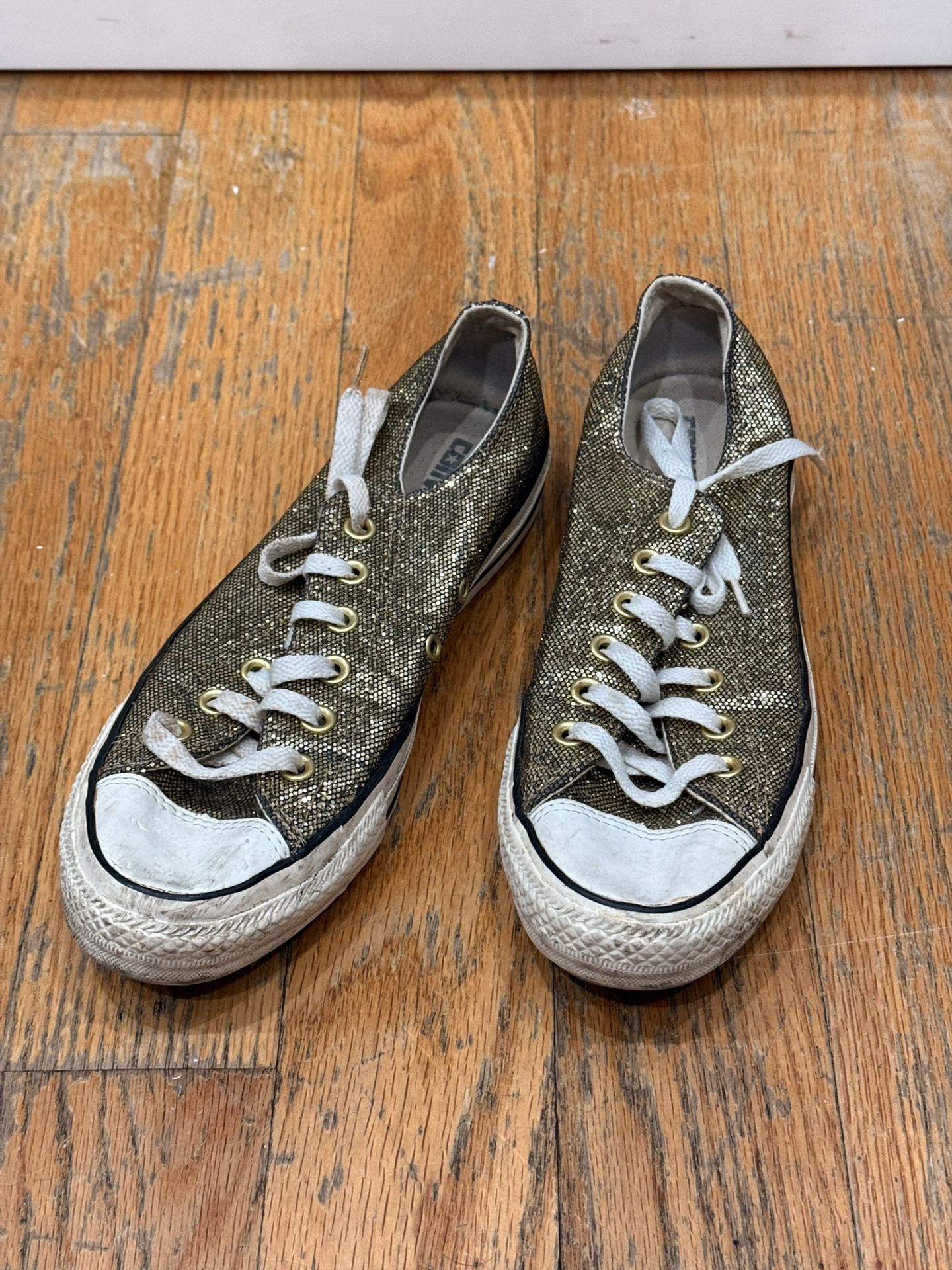 Converse Gold Glitter Chuck Taylors W 9