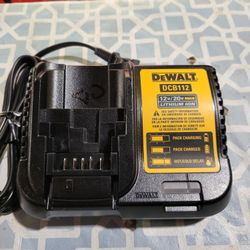 DEWALT 20V CHARGER 