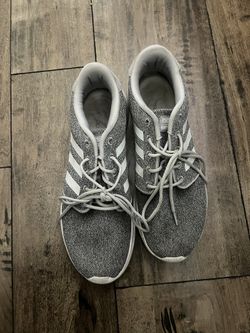 Adidas Cloud form Sneakers