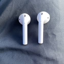 2nd Generation Apple AirPods 