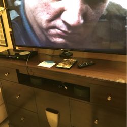 55” LG Tv With Stand And Bose Surround Sounds 