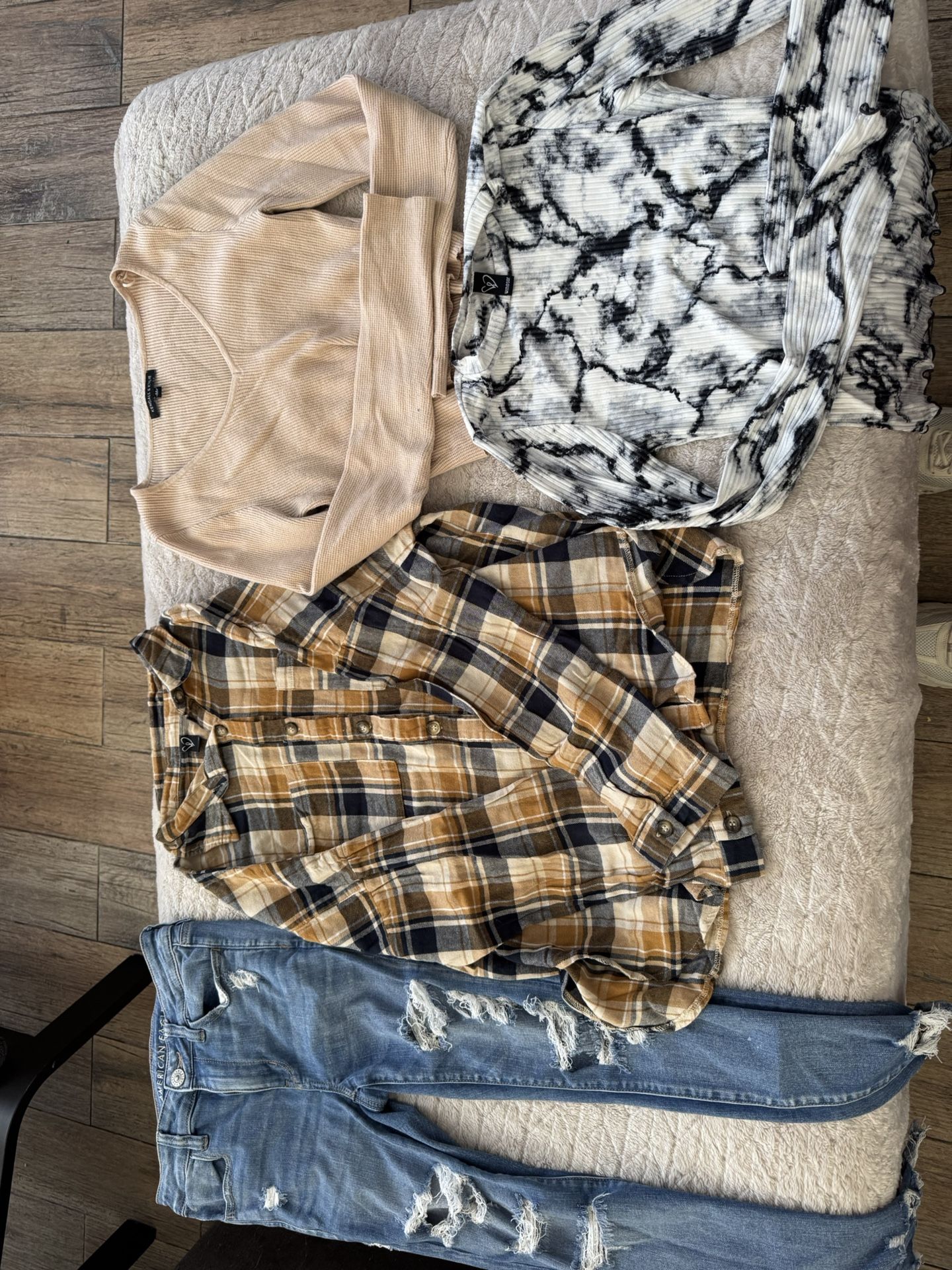 Long Sleeves/ Jeans