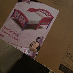 Minnie Mouse Toddlers Bed