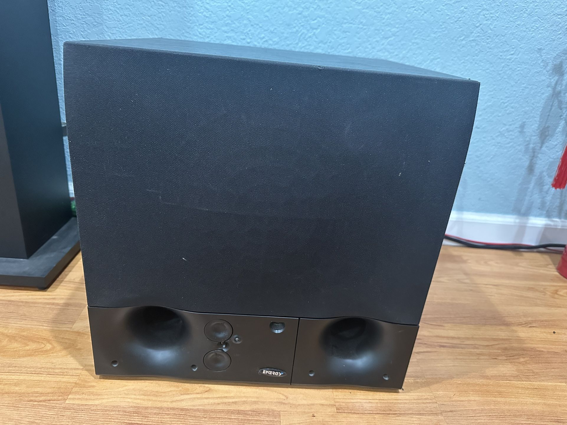 ENERGY S10.2 Powered Subwoofer 10" Woofer. MADE IN CANADA