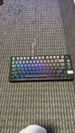 Wireless mechanical gaming keyboard