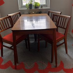 Kitchen Expanding Table with Leaf & 4 Sturdy Chairs & Danish Modern Solid Wood 