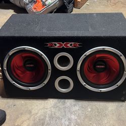 2 12in GXF Subwoofers WITH AMP