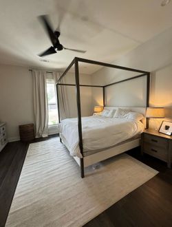 Full Size Canopy Bed Frame with Four-Post Metal Frame