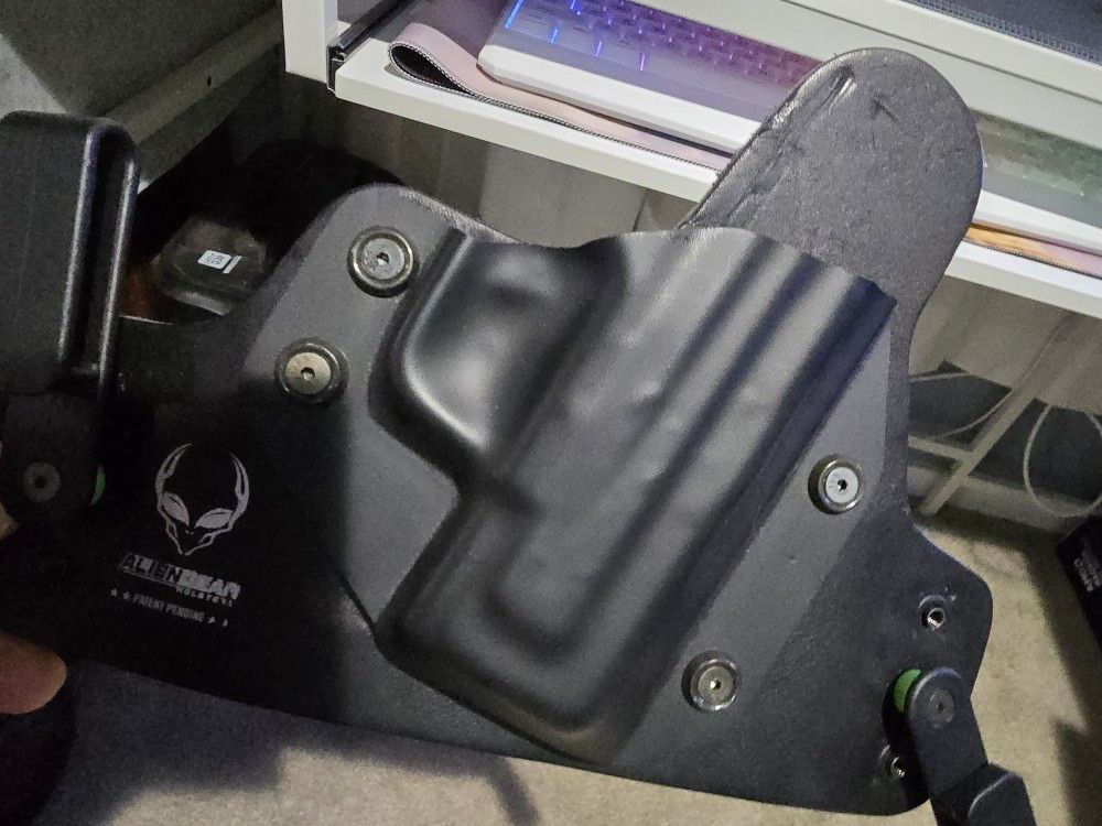 Turtle Beach Xbox Gaming Headset / Alien 9mm Holster