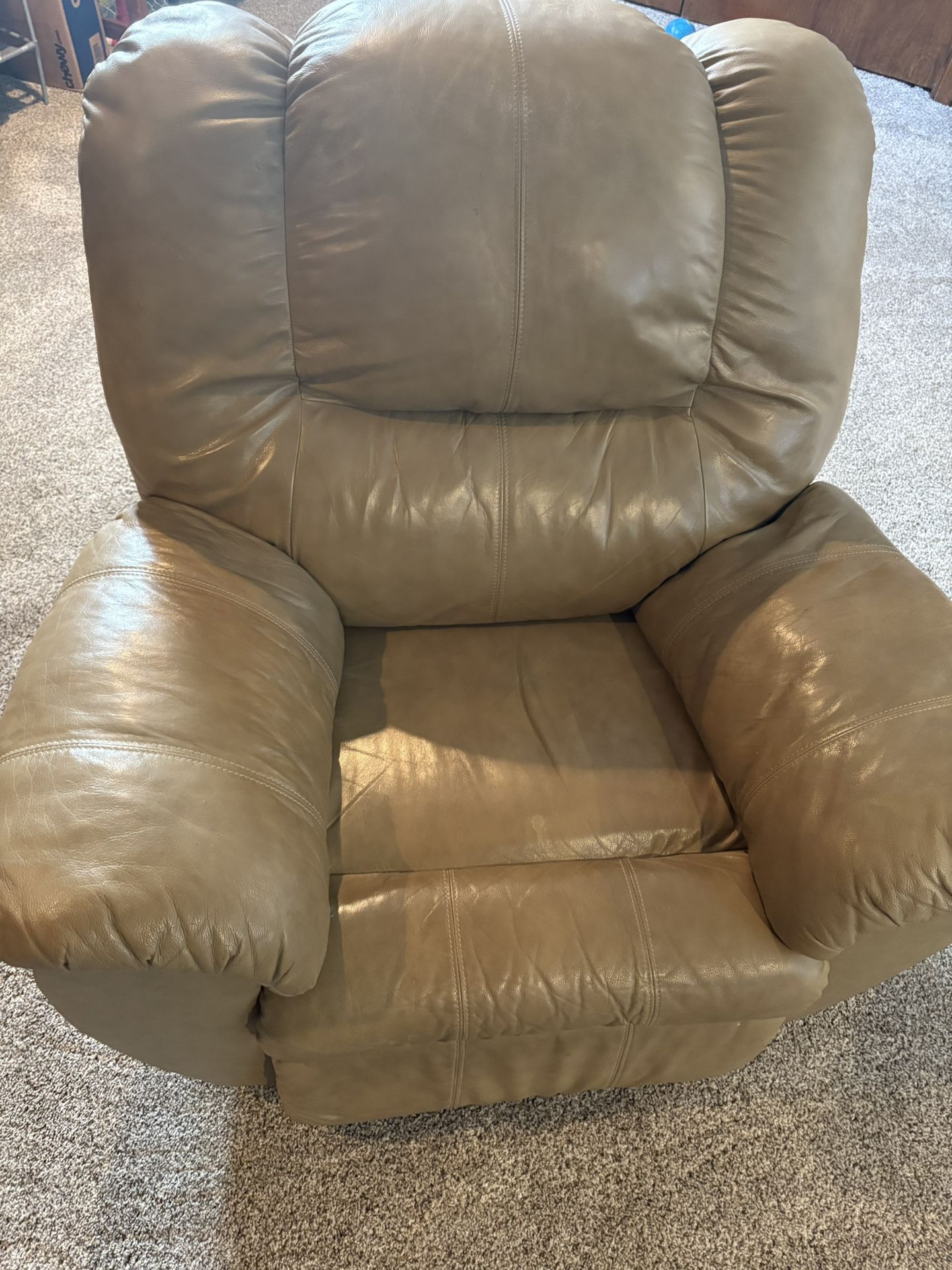 2 Reclining Chairs