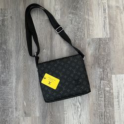 Black Bag 1:1