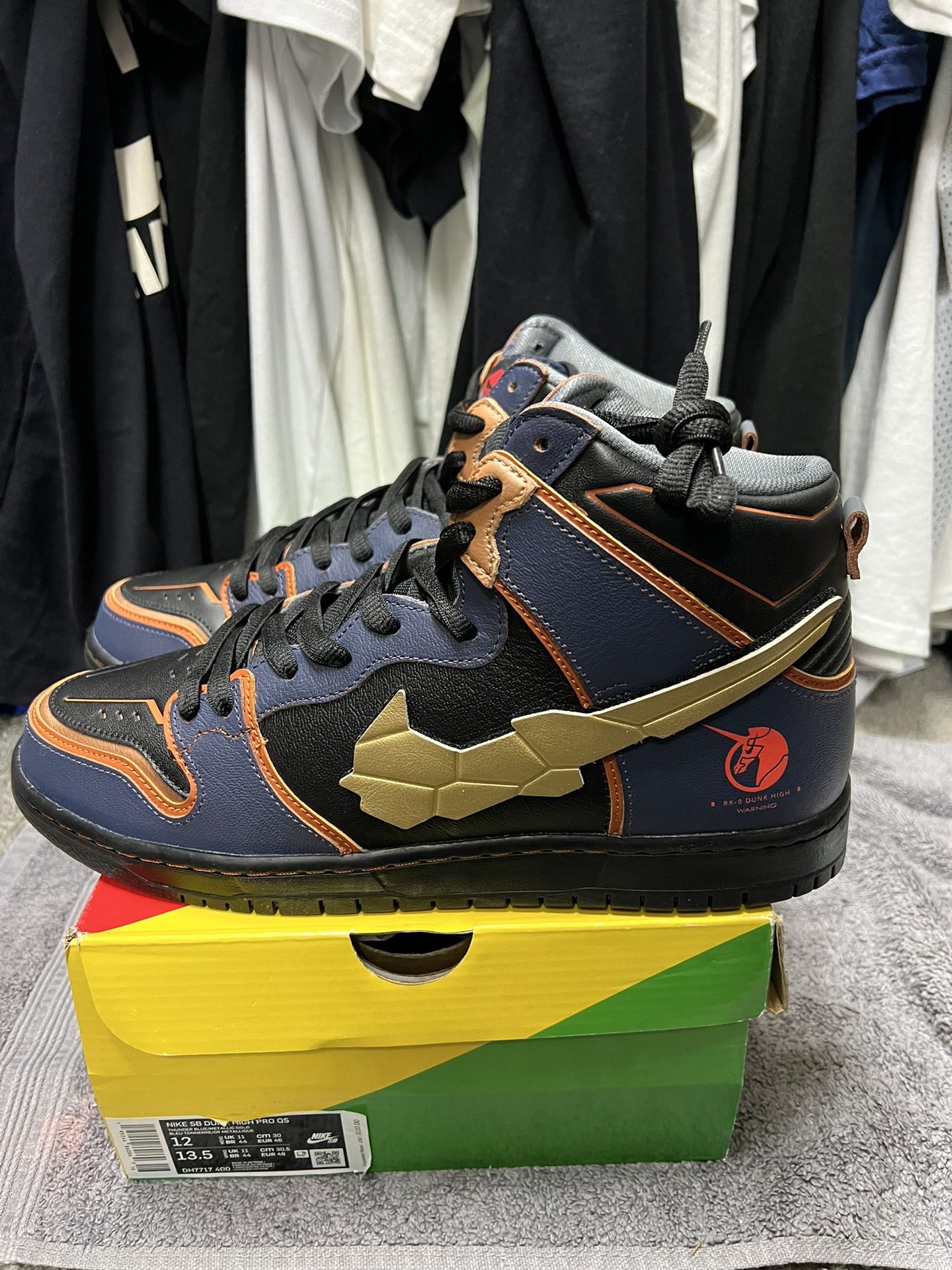 Nike SB Dunk High “Gundam” Size 12