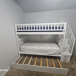 Bunk Bed With Trundle
