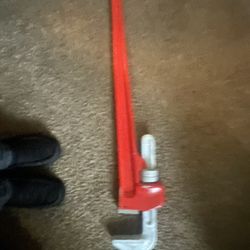 4 feet heavy duty pipe wrench