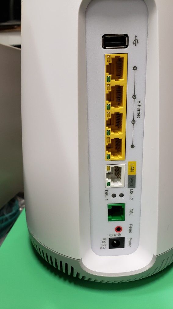 C4000BG CenturyLink Bonded Line DSL Modem-Router - Like New