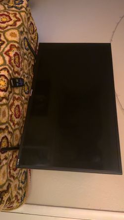 Hisense Roku Smart TV 32 inch- Factory Reset + Remote
