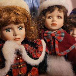 Collectible dolls. Limited Editions. 45$